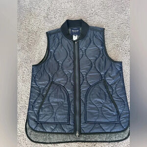 MADEWELL vest. Size medium. In excellent condition.